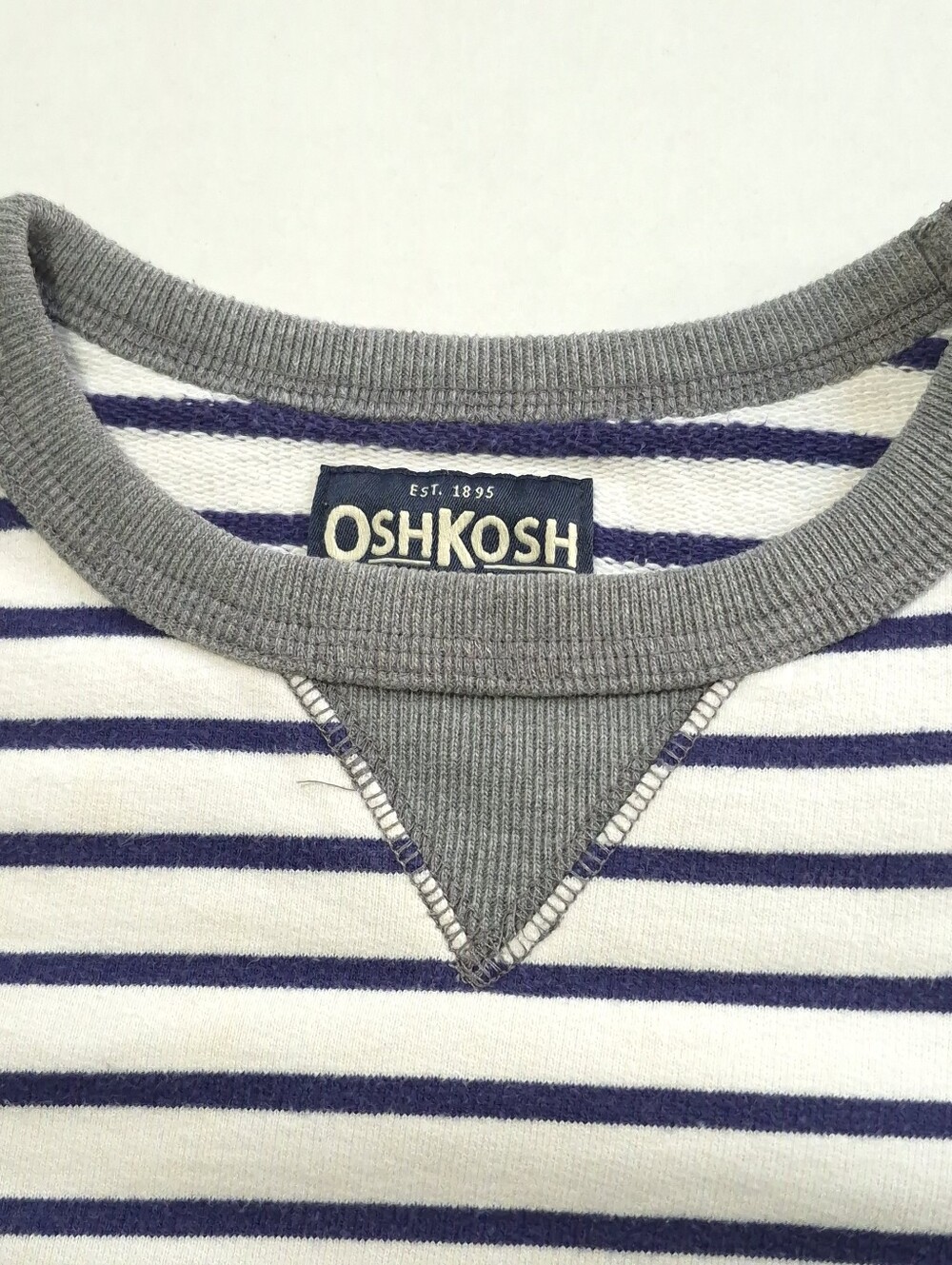 OshKosh B'gosh Boys Size 6 Blue White Striped Crewneck Sweatshirt Pullover - Picture 4 of 15